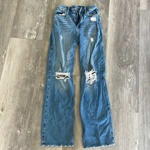 Hollister  ripped Ultra High-Rise Dad Jeans in size 24